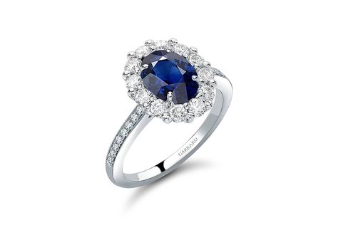 Diana Engagement Ring, Princess Diana Engagement Ring, Famous Engagement Rings, Diana Ring, Pave Diamond Band, Best Engagement Rings, Beautiful Engagement Rings, Sapphire Engagement, Diamond Solitaire Engagement Ring