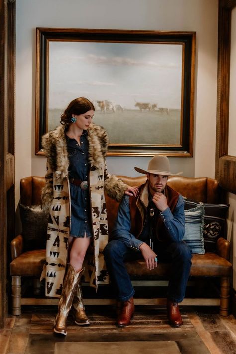 Stockyards Outfit, Classy Cowgirl Outfits, Western Chic Fashion, Texas Chic, Rodeo Chic, Cowboy Chic, Dresses With Cowboy Boots, Classy Cowgirl, Luxurious Hotel