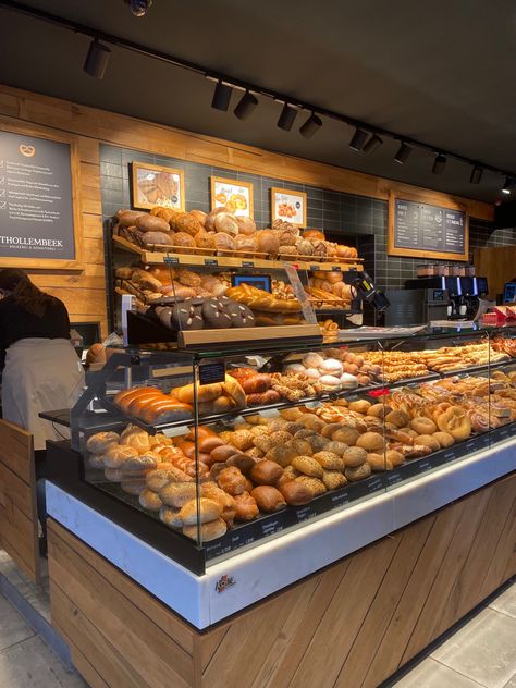 Bakery aesthetic bread colors yellow home Germany German German Bakery Shop, German Bakery Aesthetic, Panaderias Vintage Ideas, Rustic Bakery Interior, European Bakery, Bakery Shop Interior, Bakery House, German Bakery, Rustic Bakery