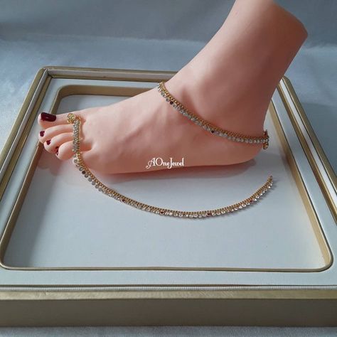 Check out this item in my Etsy shop https://www.etsy.com/uk/listing/941608369/indian-cz-anklets-gold-anklets-jhanjar Gold Payal, Anklets Gold, Anklets Indian, Bridal Anklet, Wedding Anklets, Islamic Jewelry, Anklets Boho, Jhumki Earrings, Jewelry Ads