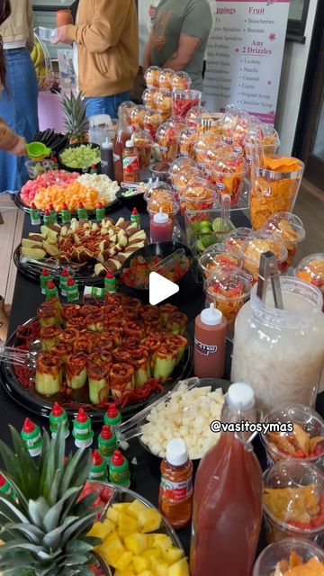 Tostilocos Bar Mexican Fiesta, Tostilocos Bar Ideas, Chamoy Candy Table Ideas, Mexican Snack Bar Ideas Party, Diy Candy Table Ideas, Tostilocos Table Party Ideas, Mexican Candy Table Ideas Parties, Mexican Snack Table, Tostilocos Bar