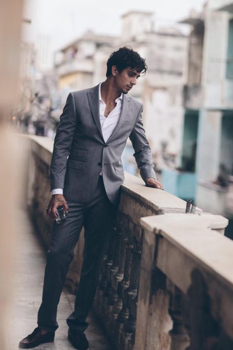 Fade To Night - The Lane Night Photography Portrait, Travel Editorial, White Lifestyle, Cuba Havana, Wedding Style Inspiration, Male Models Poses, Business Photoshoot, Men Photoshoot, Formal Mens Fashion