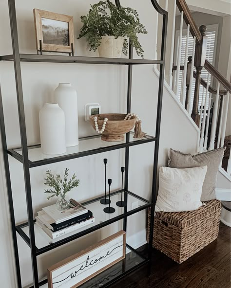 Black Book Case Decor, Bookshelf Decor Boho, Glass Bookcase Decor, Four Shelf Bookshelf Decor, Gold Bookshelf Decor Living Room, Two Story Home Decor Ideas, Round Bookshelf Decor, Home Decor Shelf Ideas, Styling Glass Shelves Living Room