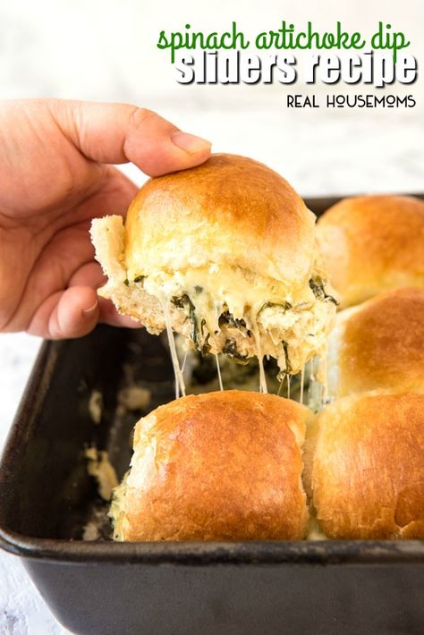 Pulling a Spinach Artichoke Dip Slider out of the pan with lots of cheese pulling away from the rest of the sliders Appetizer Sandwiches, Spinach Artichoke Dip, Feed A Crowd, Slider Recipes, Artichoke Dip, Spinach Artichoke, Football Food, Wrap Recipes, Appetizer Dips