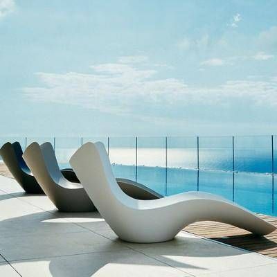 Modern Outdoor Lounge Furniture, Outdoor Loungers, Pool Chairs, Pool Lounger, Backyard Pool Landscaping, Swimming Pools Backyard, Modern Outdoor Furniture, Pool Furniture, Outdoor Chaise