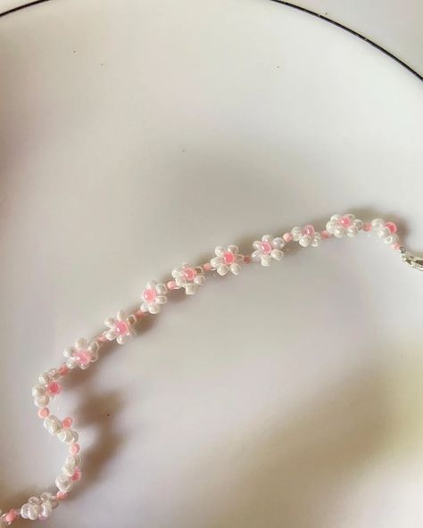 Seed bead jewellery 🤍... "Seed beaded chocker jewellery | bracelet,anklet,earrings,necklace,ring y2k fashionstyle 🧚‍♀️✨️ _Daisy bracelet | Seed beaded flower bracelet y2k fashionstyle 🌼🤍 #fashionstyle #foryou #followforfollowback #fypシ #fyp #handbags #handmade #wedding #party #bead #bag #beadstore #beadsbeadsbeads #beautiful #smallbusiness #supportsmallbusiness #streetstyle #style #fashionblogger #model #girlstyle #seedbeads #seed #bracelets #bracletmaking #necklace Seed Bead Jewellery, Seed Bracelets, Bracelet Y2k, Beaded Flower Bracelet, Ring Y2k, Beaded Chocker, Handbags Handmade, Bead Bag, Seed Bead Flowers