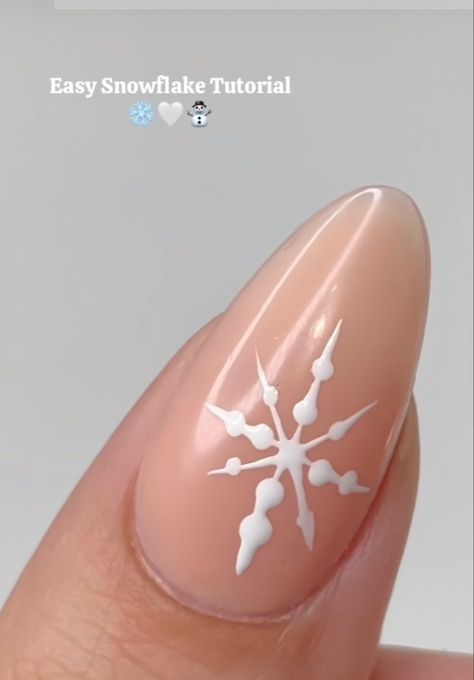 Kutek Disney, Nail Techniques, Christmas Nails Easy, Christmas Gel Nails, Snowflake Nails, Winter Nail Designs, Winter Nail, Xmas Nails, Christmas Nail Designs