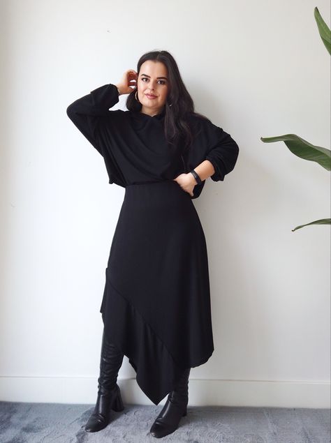 Asimetric Skirt Outfit, Asimetric Skirt, Black Midi Skirt Outfit, Midi Skirt Outfit, Black Sweats, Black Midi Skirt, Black Midi, Skirt Outfit, Skirt Outfits