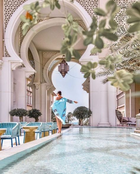 This luxury getaway is located in Saadiyat Island, one of the many islands dotting the coast of Abu Dhabi. This beachfront property boasts of clear blue waters and fine white sands overlooking the Arabian Gulf. With it close to plenty of other spots like the Louvre Abu Dhabi, it’s a prime place to stay in. Photo: @_natali_si 📍 Rixos Premium Saadiyat Island #TrulyClassy #LuxuryListing #rixos #visitabudhabi Saadiyat Island, Louvre Abu Dhabi, Clear Blue Water, Luxury Getaway, The Louvre, Beachfront Property, International Travel, The Coast, Abu Dhabi