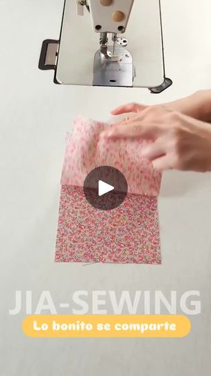 Sewing Machine Projects, 1k Views, Free Tutorial, Easy Sewing, Card Wallet, Bag Making, Sewing Projects, Purse, Couture