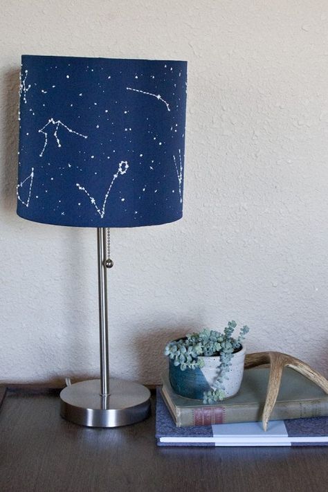 Use glow-in-the-dark thread to embroider stars and constellations on a lamp shade. DIY instructions includes printable diagrams. Star Lamp Shade, Boro Jeans, Embroidery Knots, Constellation Lamp, Diy Constellation, Star Ideas, Galaxy Room, Glowing Star, Diy Lamps