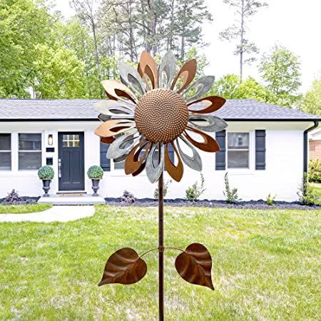 Provence Garden, Metal Windmill, Garden Wind Spinners, Garden Spinners, Metal Wind Spinners, Garden Accents, Sunflower Design, Wind Spinners, Lawn Garden