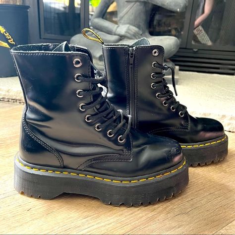 Doc Marten Jadon Smooth Leather Platform Boots sz7 Doc Marten Jadon, Jadon Smooth Leather Platform Boots, Leather Platform Boots, Doc Martin, Doc Marten, Boots Womens, Sorel Winter Boot, Dr Martens Shoes, Martens Shoes