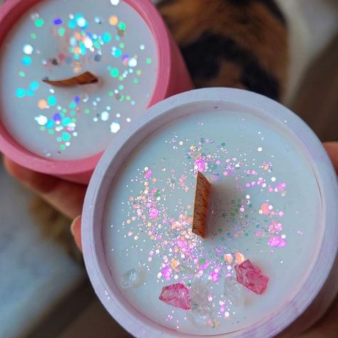 Candles With Glitter, Candle With Glitter, Shine Candle, Glitter Candle, Handmade Candles Diy, Sparkling Candle, Candy Candle, Velas Candles, Diy Candles Homemade