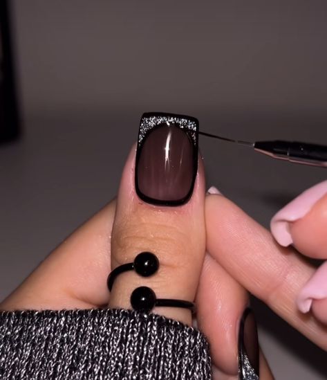 Black And Nude Nails, Black Nails With Glitter, Wow Nails, Manicure Nail Designs, Diy Acrylic Nails, Casual Nails, Pretty Nail Art Designs, Black Nail Designs, Pretty Nail Art