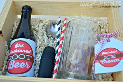 Beer Gifts Basket, Root Beer Floats, Homemade Gifts For Mom, Auction Baskets, Beer Cake, Beer Float, Boating Gifts, Free Printable Gifts, Root Beer Float