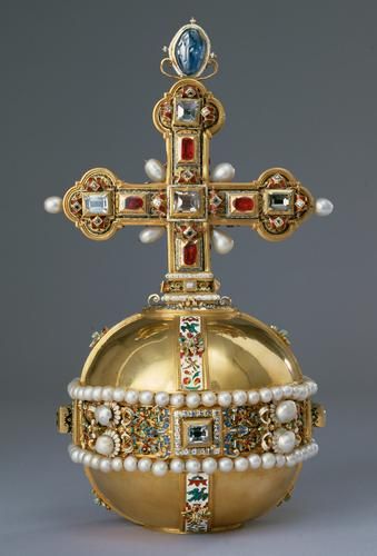 The Imperial Orb follows the formal concept introduced in the Crown of Rudolph II (Inv. No. SK_WS_XIa_1). As in the Crown, the decoration consists of diamonds, rubies and pearls as well as a single large sapphire at the top of the cross. The wide, pearl-lined equatorial band of the Orb and the crown circlet are set with large diamonds, interspersed with pairs of pearls embedded in enamelled rosettes. The space between is filled with arabesques of enamelled gold. ca. 1612. Royal Crown Jewels, Royal Crowns, Historical Jewellery, Roman Emperor, Royal Jewels, Royal Jewelry, Crown Royal, Crown Jewels, Tiaras And Crowns