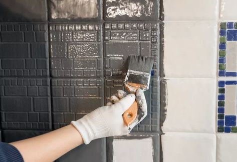 How to Paint a Tile Backsplash in the Kitchen or Bathroom Can You Paint Tile, Painting Tile Backsplash, Stained Brick, Painting Bathroom Tiles, Inexpensive Countertops, Paint Tile, Ceramic Tile Backsplash, Dark Tile, Epoxy Paint