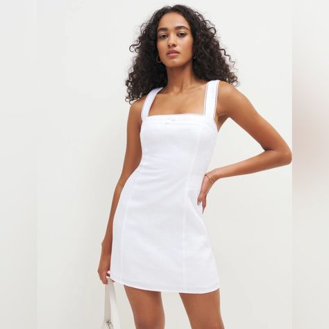 Color White Linen Nwt Size 8 Elle Dress, Ruffle Wrap Dress, White Linen Dresses, Mini Sundress, Linen Mini Dress, Reformation Dress, Victoria Dress, Reformation Dresses, Ruffle Mini Dress