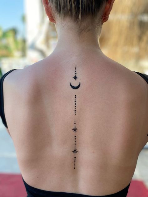 Back Tattoo Moon, Lower Belly Tattoos, Back Tattoos Spine, Spinal Tattoo, Tattoo 2024, Tattoo Moon, Upper Back Tattoos, Tattoos To Cover Scars, Nightmare Before Christmas Tattoo