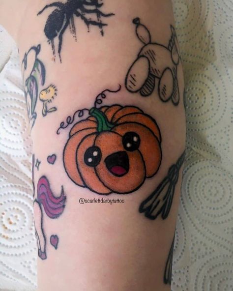 Small Pumpkin Tattoo, Pumpkin Tattoo Small Simple, Pumpkin Tattoos, Cute Halloween Tattoos, Pumpkin Tattoo, Giant Pumpkin, Bone Tattoos, Small Pumpkins, Halloween Tattoos