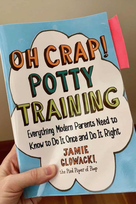 The best potty training books for parents create confidence and include a solid plan to succeed with toilet training. These potty training books include detailed plans to guide you and your little one from diapers to underwear. Books For Parents, Potty Training Methods, Potty Training Books, Best Potty, Turn The Page, Pied Piper, Baby Potty, Day Off Work, Real Parents