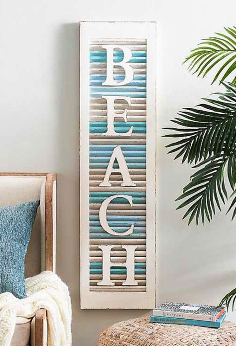 Beach Projects, Shutter Wall Decor, Shutter Decor, Beach Decorations, Shutter Wall, Coastal Crafts, Diy Beach Decor, Beach Stuff, Interior Vintage