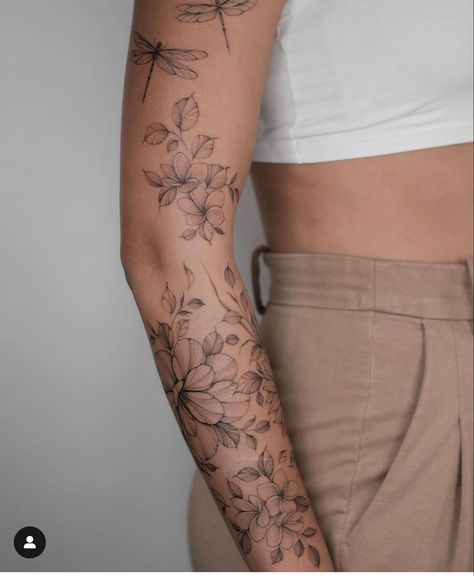 Euphoria Tattoo, S Tattoos, Quarter Sleeve Tattoos, Dragonfly Tattoo Design, Beautiful Flower Tattoos, Tattoos For Women Half Sleeve, Vine Tattoos, Pretty Tattoos For Women, Leg Tattoos Women