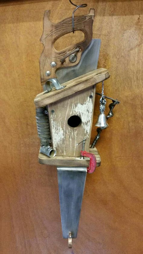 Rustic Birdhouses, Birdhouse Ideas, Homemade Bird Houses, Birdhouse Craft, Bird Houses Ideas Diy, Birdhouses Rustic, Bird House Feeder, Rustic Birdhouse, Wooden Bird Houses