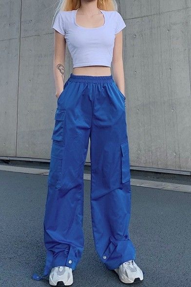 Blue Wide Leg Pants, Dark Blue Pants, Edgy Looks, Cargo Pants Outfit, Baggy Style, Fur Clothing, Kawaii Fashion Outfits, Style Cargo, Pants Blue