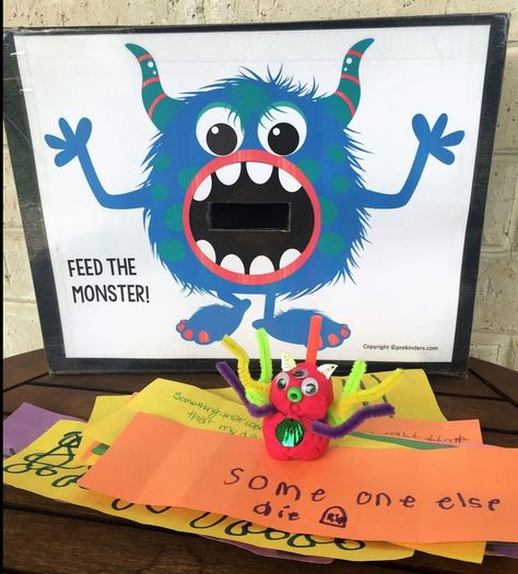 Monster Feelings, Play Therapy Activities, Feed The Monster, Worry Monster, Monster Activities, Counseling Kids, Icebreaker Activities, Therapy Games, Therapeutic Activities