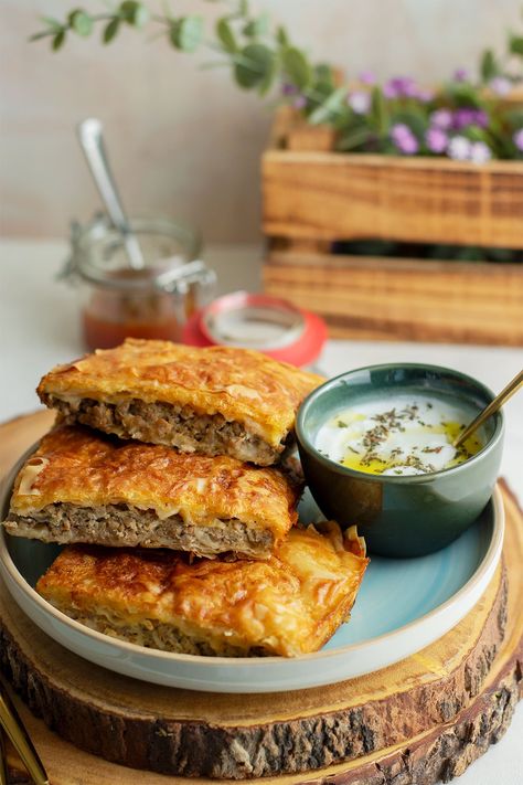 Easy Phyllo Meat Pie (Egyptian Goulash) Egyptian Goulash Phyllo Dough, Egyptian Meat Pie, Phyllo Meat Pie, Egyptian Goulash, Beef Goulash, Egyptian Food, Phyllo Dough, Meat Pie, Healthy Sweets Recipes