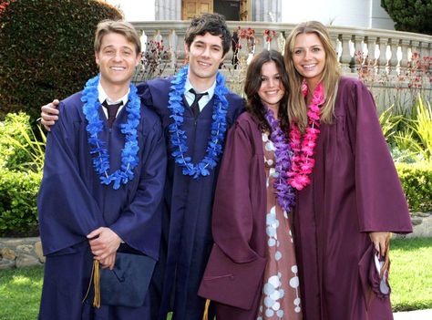 graduation Sandy Cohen, Core Four, Oc California, The O.c., Adam Brody, Best Dramas, Rachel Bilson, Old Tv Shows, The Oc