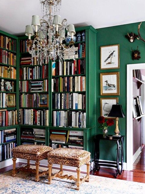 Love this eclectic mix of traditional, glamorous and quirky styles in this stunning Parisian apartment. 7 Secrets to Decorating Like the French Green Library, Bookcase Ideas, Lots Of Books, Library Room, Interior Vintage, Home Library Design, Parisian Apartment, Home Libraries, Green Rooms