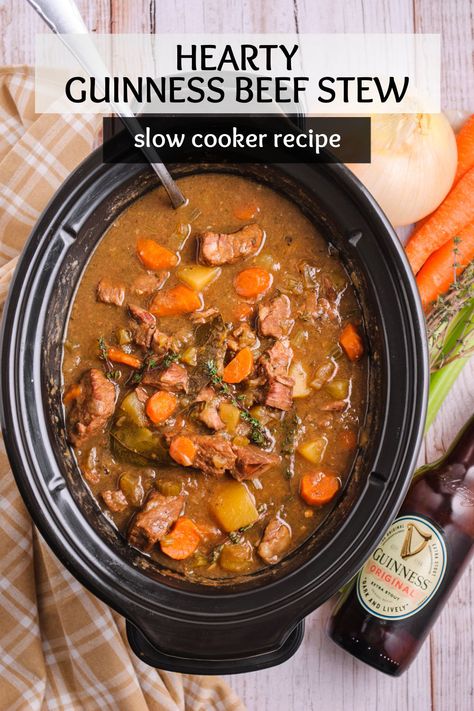 Crock Pot Guinness Beef Stew, Guiness Beef Stew Recipe, Irish Beef Stew Crockpot, Irish Guinness Beef Stew, Guiness Stew, Slow Cooker Irish Beef Stew, Guinness Beef Stew Slow Cooker, Irish Beef Stew Recipe, Irish Stew Recipe