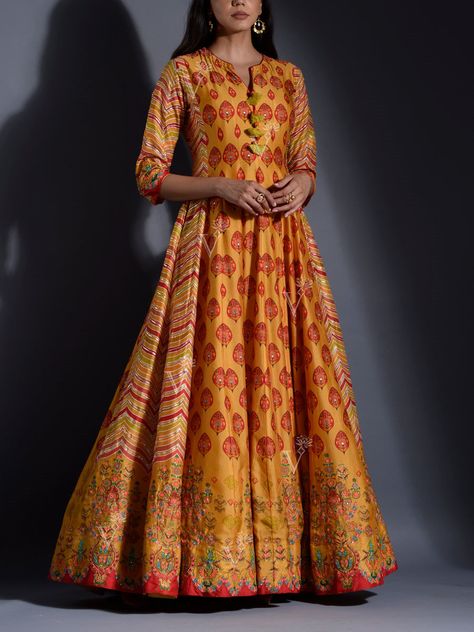 Leheriya Anarkali, Vasansi Jaipur, Greige Fabric, Anarkali Gown, Anarkali Dress, Yellow Fabric, Designer Sarees, Signature Print, Organic Fabrics