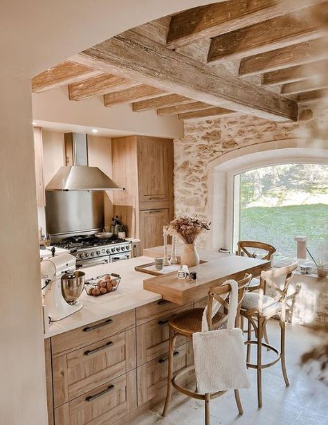 Italian Farmhouse Kitchen, Italian Style Home, Italian Farmhouse, Kitchen Set Up, Remodel Kitchen, Living Room Decor Cozy, Kitchen Cabinet Design, Kitchen Remodeling, Remodeling Projects