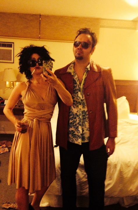 Fight Club Couples Costume: Marla (Helena Bonham Carter) and Tyler (Brad Pitt). I'm wearing a bridesmaid dress. #couplescostume #fightclub #fightclubhalloween #coupleshalloweencostumes #costumeideas #couplescostumeideas Club Couple, Epic Halloween Costumes, Film Fancy Dress, Marla Singer, Halloween Club, Couple Outfit Ideas, Hallowen Costume, Cute Couple Halloween Costumes, College Halloween