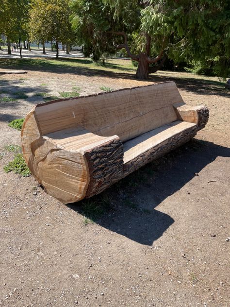 Rustic Log Bench, Log Benches Outdoor, Log Seating, Log Seats, Log Benches, Woodworking At Home, Log Ideas, Log Bench, Sitting Bench