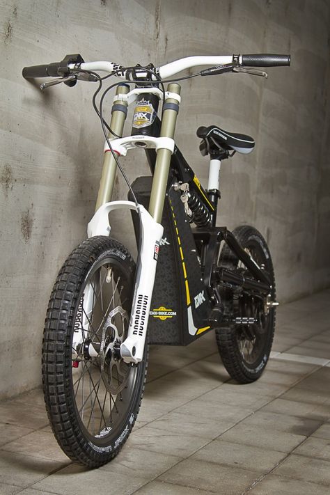 Eletric Bike, Freetime Activities, Electric Bike Diy, Electric Bike Bicycles, Biking Diy, Electric Dirt Bike, Best Electric Bikes, Electric Bicycles, Power Bike