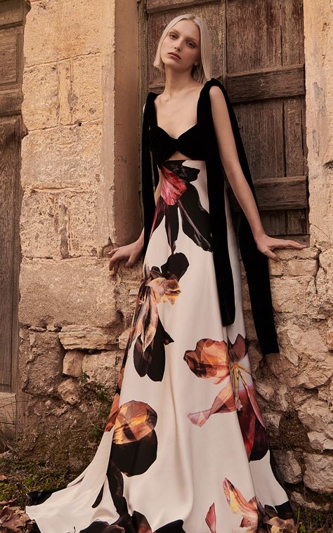 Flamboyant Natural, City Hall Wedding, Satin Gown, Floral Fashion, Classy And Fabulous, Pre Fall, Stylish Dresses, Satin Dresses, Moda Operandi