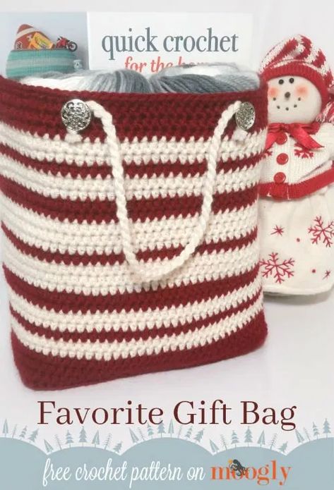 Free Crochet Patterns for Purses and Bags - FiberArtsy.com Crochet Purse Pattern Free, Crochet Shell Stitch, Confection Au Crochet, Crochet Market Bag, Crochet Gift, Crochet Simple, Holiday Crochet, Haken Baby, Crochet Purse Patterns