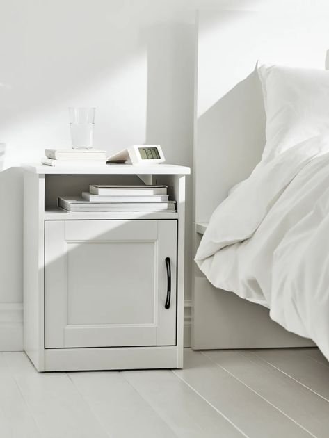 A bedside table with will never leave your side - IKEA Songesand Nightstand, Dc Bedroom, Ikea White, Bedroom Needs, Nightstand White, Condo Furniture, Pax Wardrobe, White Wardrobe, Ikea Store