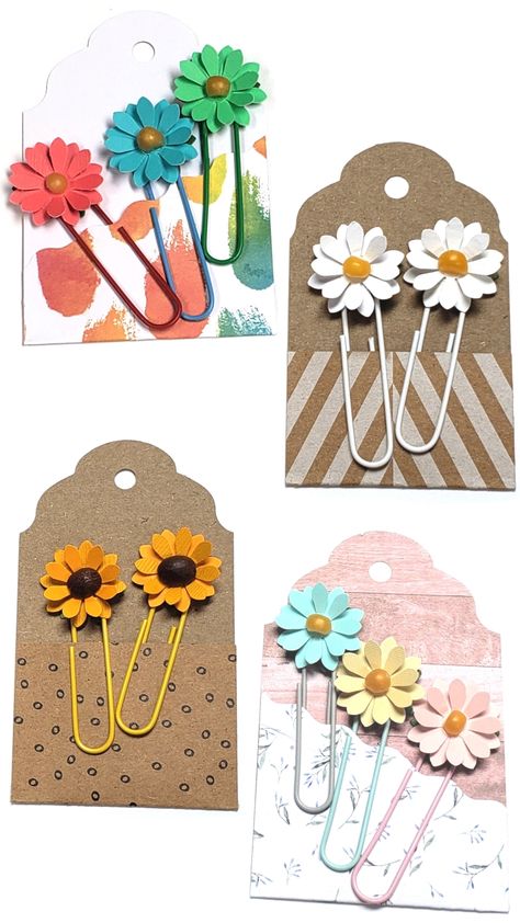 Flower paperclip page dividers Handmade flower bookmarks journal embellishments Giant Paperclip Crafts, Paperclip Crafts Diy, Diy Paper Clip Bookmarks, Paper Crafts To Sell, Paper Clip Crafts, Spring Paper Crafts, Paper Clip Bookmarks, Clipboard Crafts, Altered Paperclips