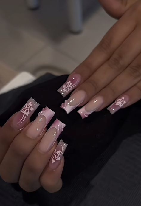 Baddie Nail Inspo Acrylic, Henne Tattoo, Henna Nails, Purple Acrylic Nails, Long Acrylic Nail Designs, Colored Acrylic Nails, Girly Acrylic Nails, Her Nails, Classy Acrylic Nails