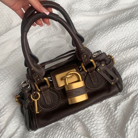 brown chloe mini paddington bag Chloe Bag Aesthetic, Vintage Chloe Bag, Chloe Paddington Bag Aesthetic, Chloe Paddington Bag, Chloe Mini Bag, Mini Bag Outfit, Chloé Bag, Vintage Designer Bags, Chloe Bags