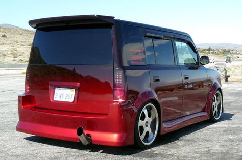 Two tone with Bosozuko exhaust! #Boxed #TheBoxedLife Toyota Bb Modified, Cube Car, Toyota Scion Xb, Astro Van, Nissan Cube, Kei Car, Scion Xb, Toasters, Honda Element