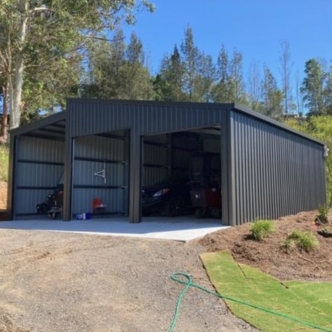 Check out this Skillion Roof shed in the colour Monument, with a Lean-To. Our clients were after a shed that could tick the boxes for a multitude of uses Skillion Shed, Skillion Shed Ideas, Skillion Roof Garage, Skillion Roof Two Storey, Skillion Roof Facade Two Storey, Skillion Roof Sheds Australia, Shed With Loft, Garage Construction, Skillion Roof