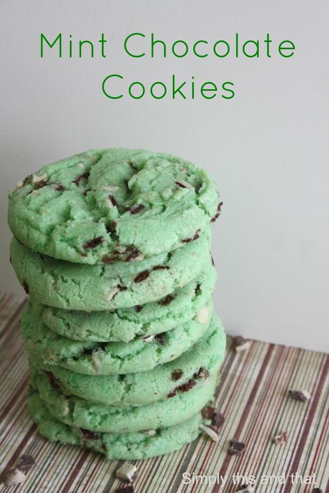 Mint Chocolate Cookies, Mint Desserts, Mint Chocolate Chip Cookies, Andes Mint, Mint Cookies, Easy Baking Recipes Desserts, Easy Snack Recipes, Sweet Snacks Recipes, Delicious Snacks Recipes