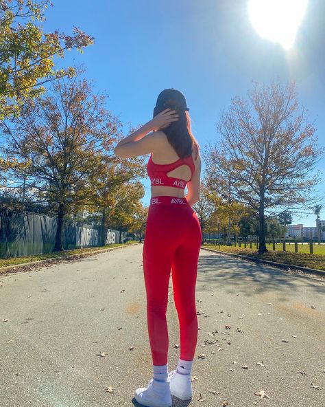 #workout #workoutfitswomen #itgirl #aesthetic #outfitideas #styleideas #outfitideasforwomen #activewear #photoshoot #photoidea #sunrise #lighting #vans #cuteoutfit Red Gym Leggings Outfit, Vans Workout Outfit, Red Athleisure Tights For Workout, Red Athleisure Tights For Gym, Red Leggings Outfit Workout, Red Workout Outfit, Sunrise Lighting, Red Seamless Workout Leggings, Itgirl Aesthetic